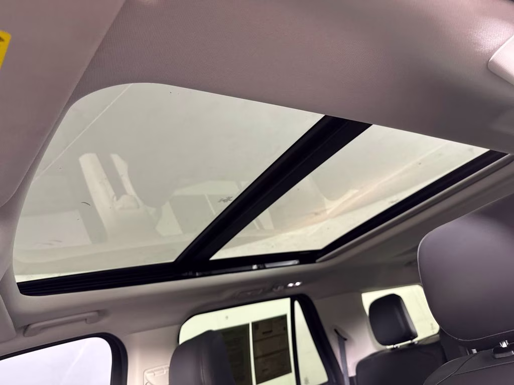 2025 Agate Black Metallic Ford Expedition Active RWD SUV