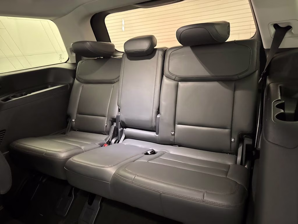 2025 Agate Black Metallic Ford Expedition Active RWD SUV