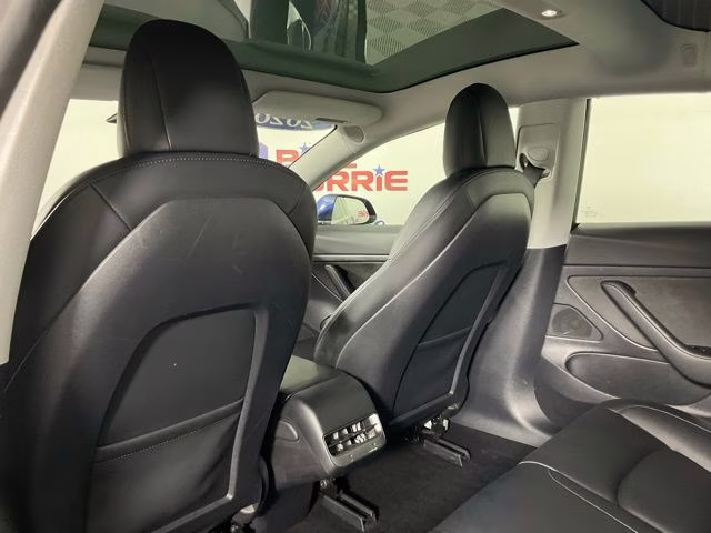 2020 Deep Blue Metallic Tesla Model 3 Standard RWD Sedan