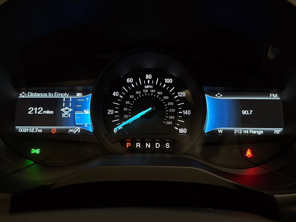 2024 Gray Metallic Ford Edge SE AWD SUV