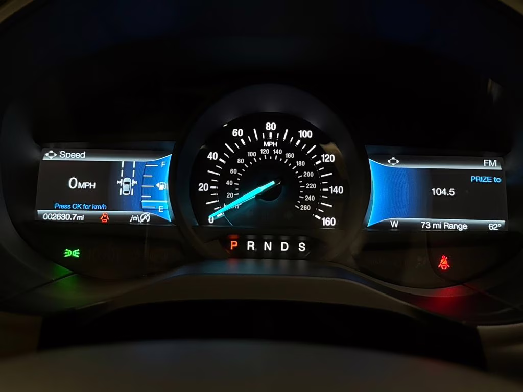 2024 Black Metallic Ford Edge SE AWD SUV