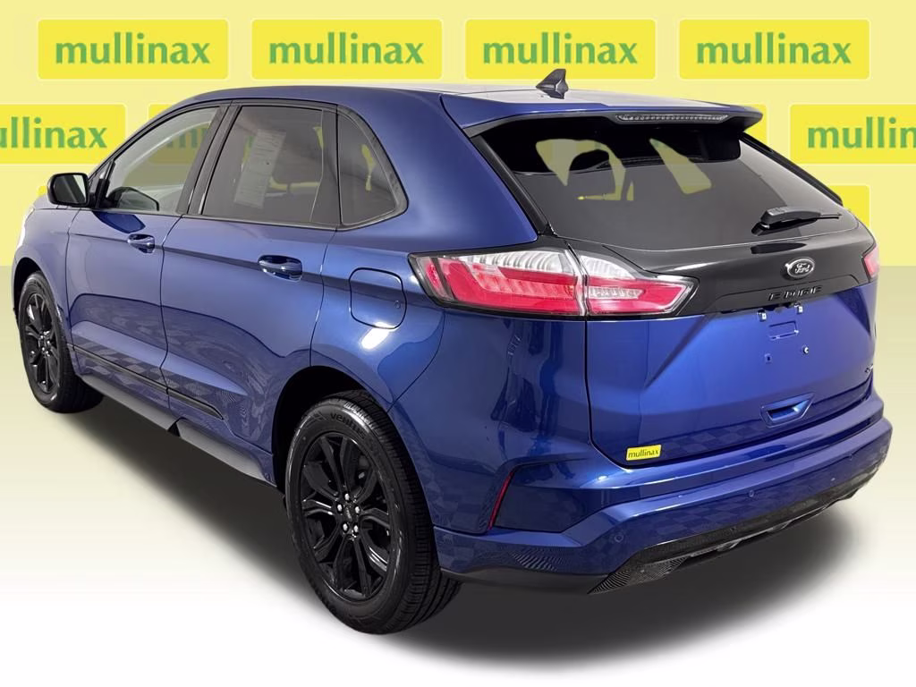 2024 Blue Metallic Ford Edge SE AWD SUV