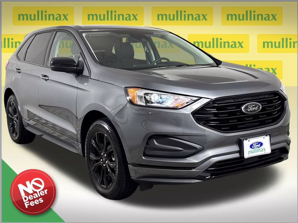 2024 Gray Metallic Ford Edge SE AWD SUV