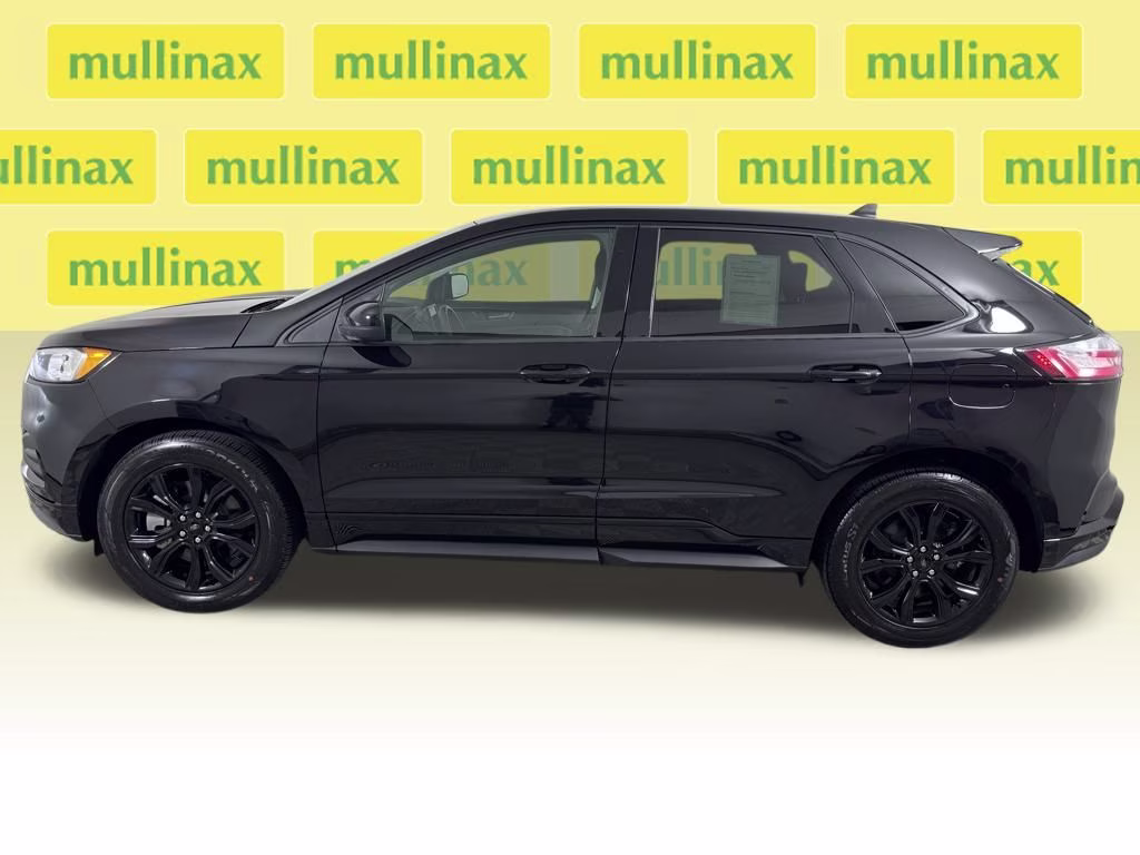 2024 Black Metallic Ford Edge SE AWD SUV