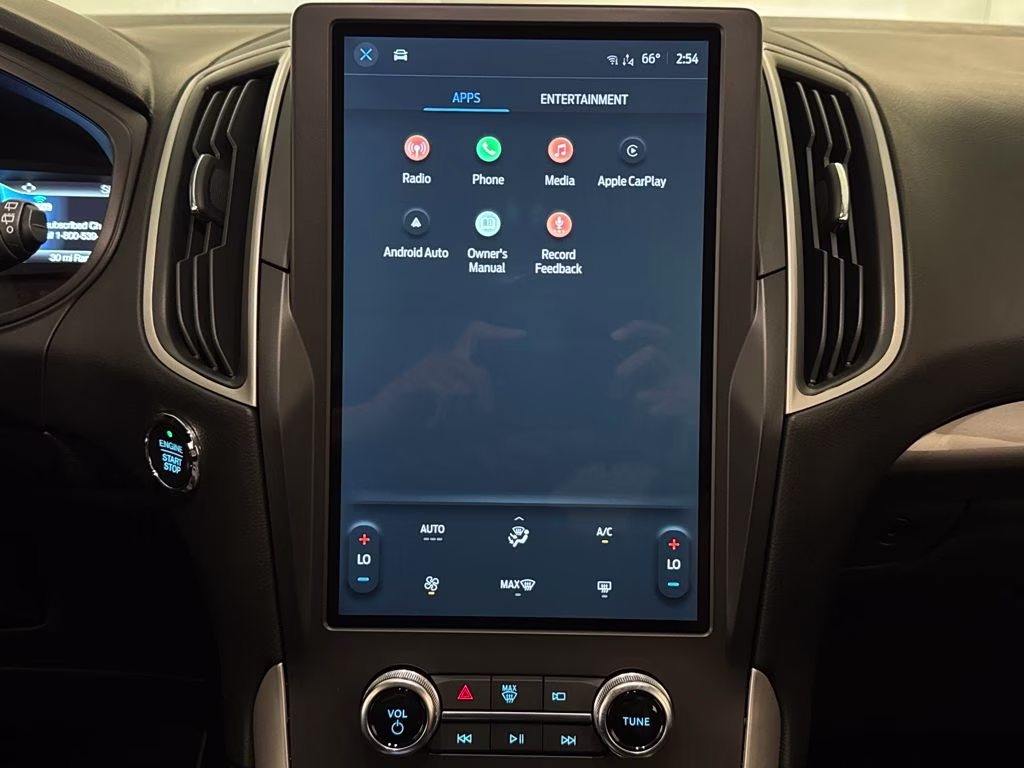 2024 Atlas Blue Metallic Ford Edge SE AWD SUV