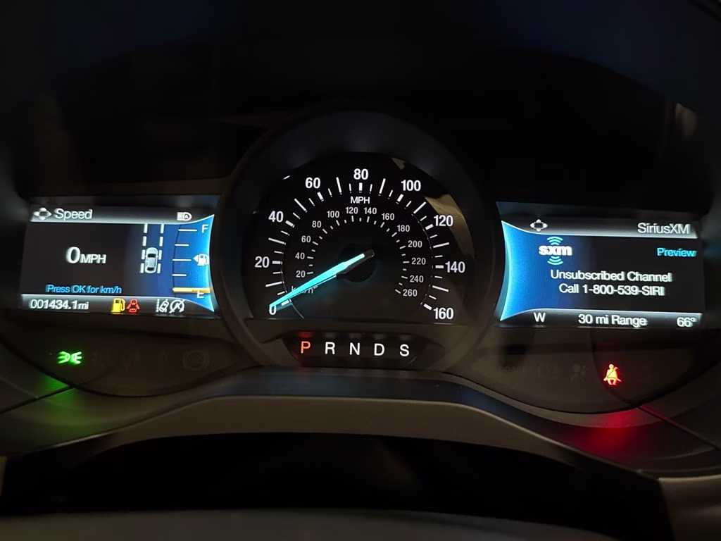2024 Atlas Blue Metallic Ford Edge SE AWD SUV