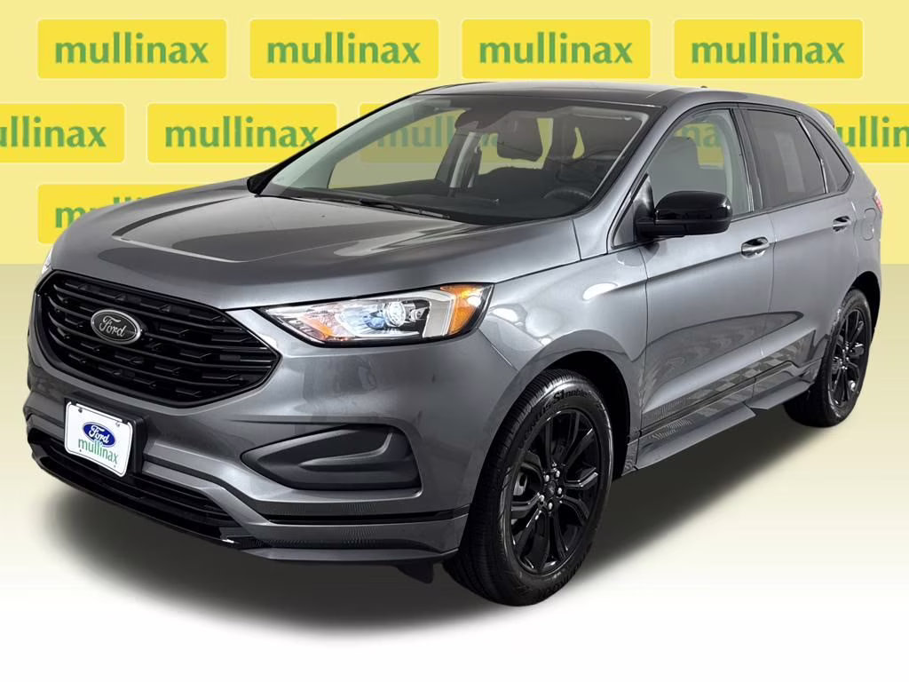 2024 Gray Metallic Ford Edge SE AWD SUV