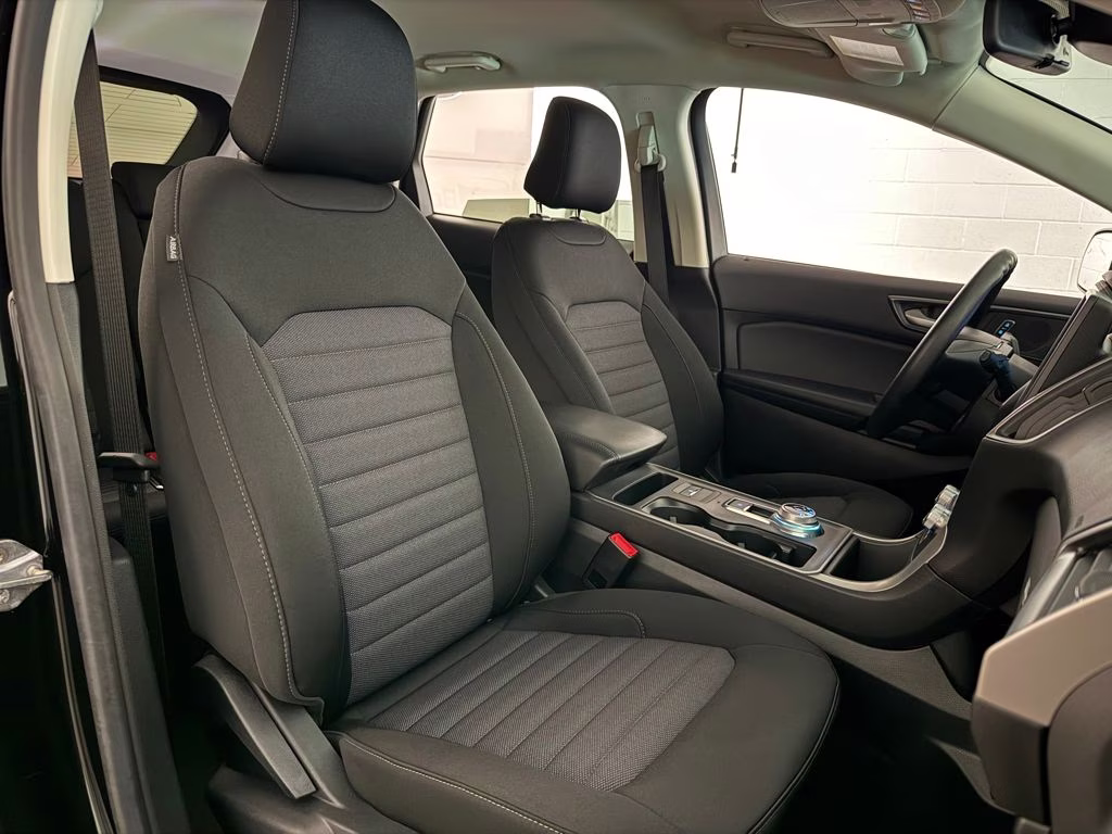 2024 Agate Black Metallic Ford Edge SE AWD SUV