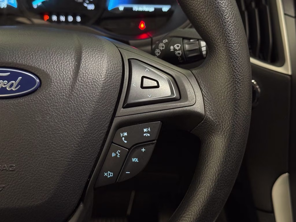 2024 Agate Black Metallic Ford Edge SE AWD SUV