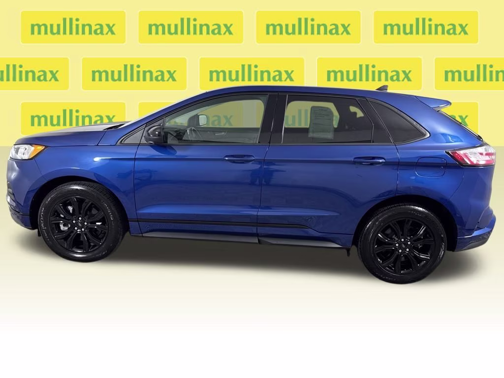 2024 Blue Metallic Ford Edge SE AWD SUV