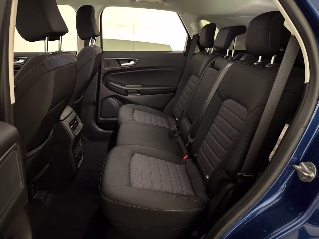 2024 Blue Metallic Ford Edge SE AWD SUV