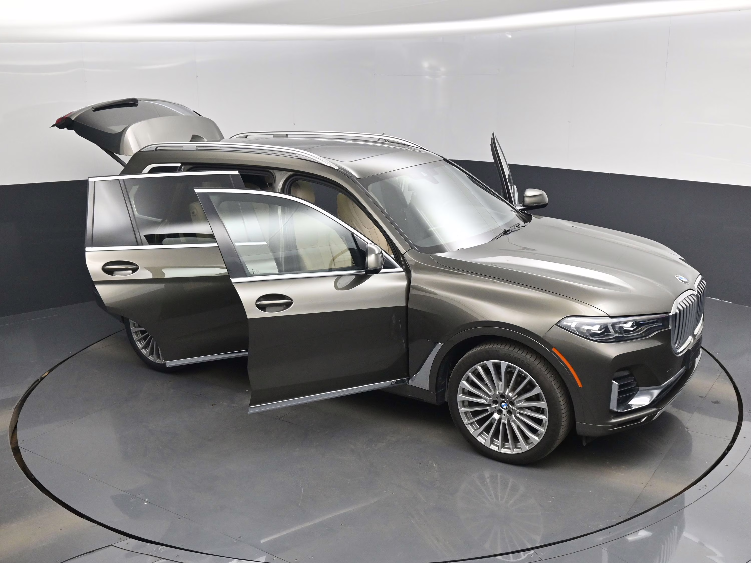 2021 Manhattan Green Metallic BMW X7 xDrive40i AWD SUV