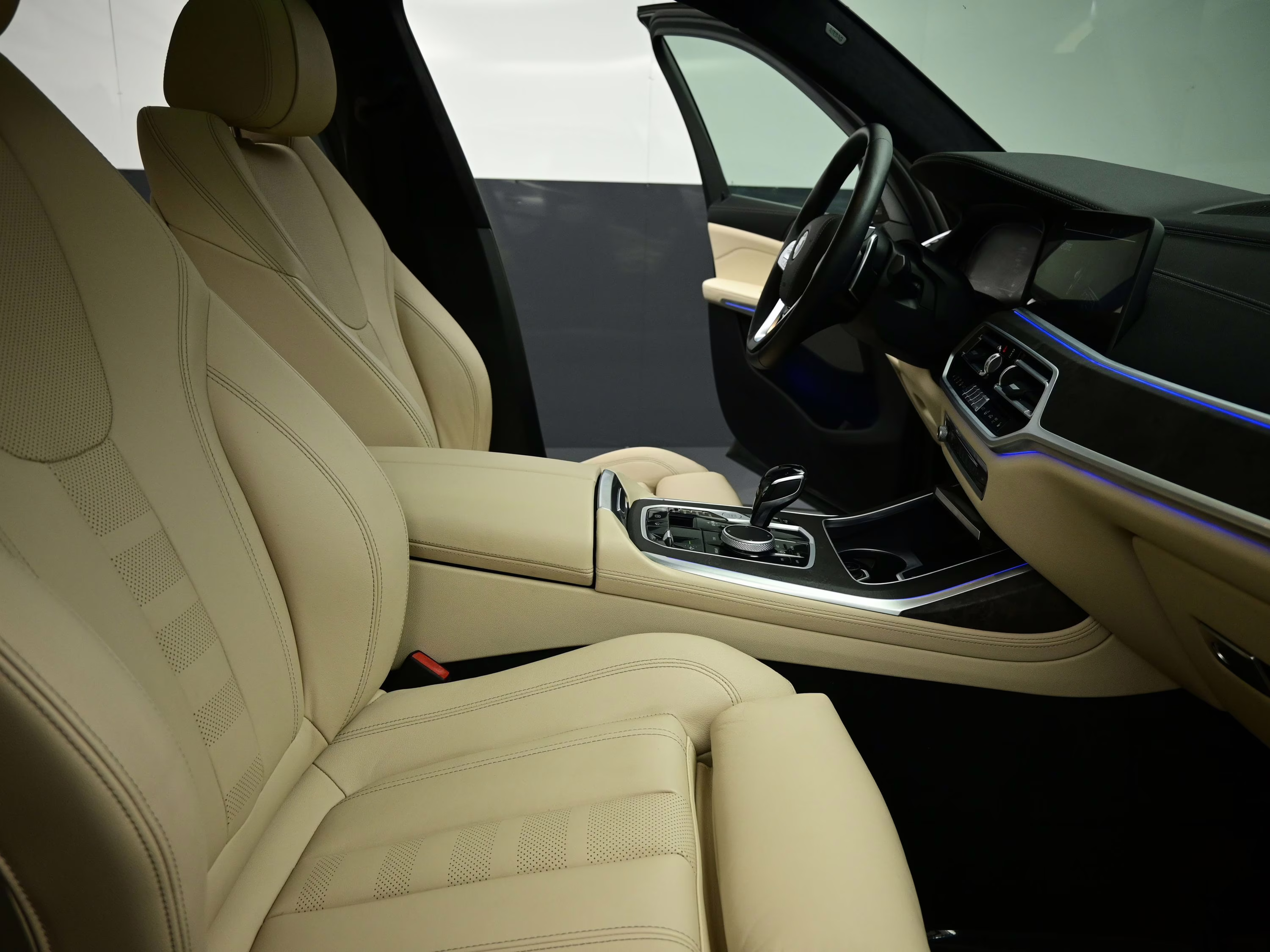 2021 Manhattan Green Metallic BMW X7 xDrive40i AWD SUV