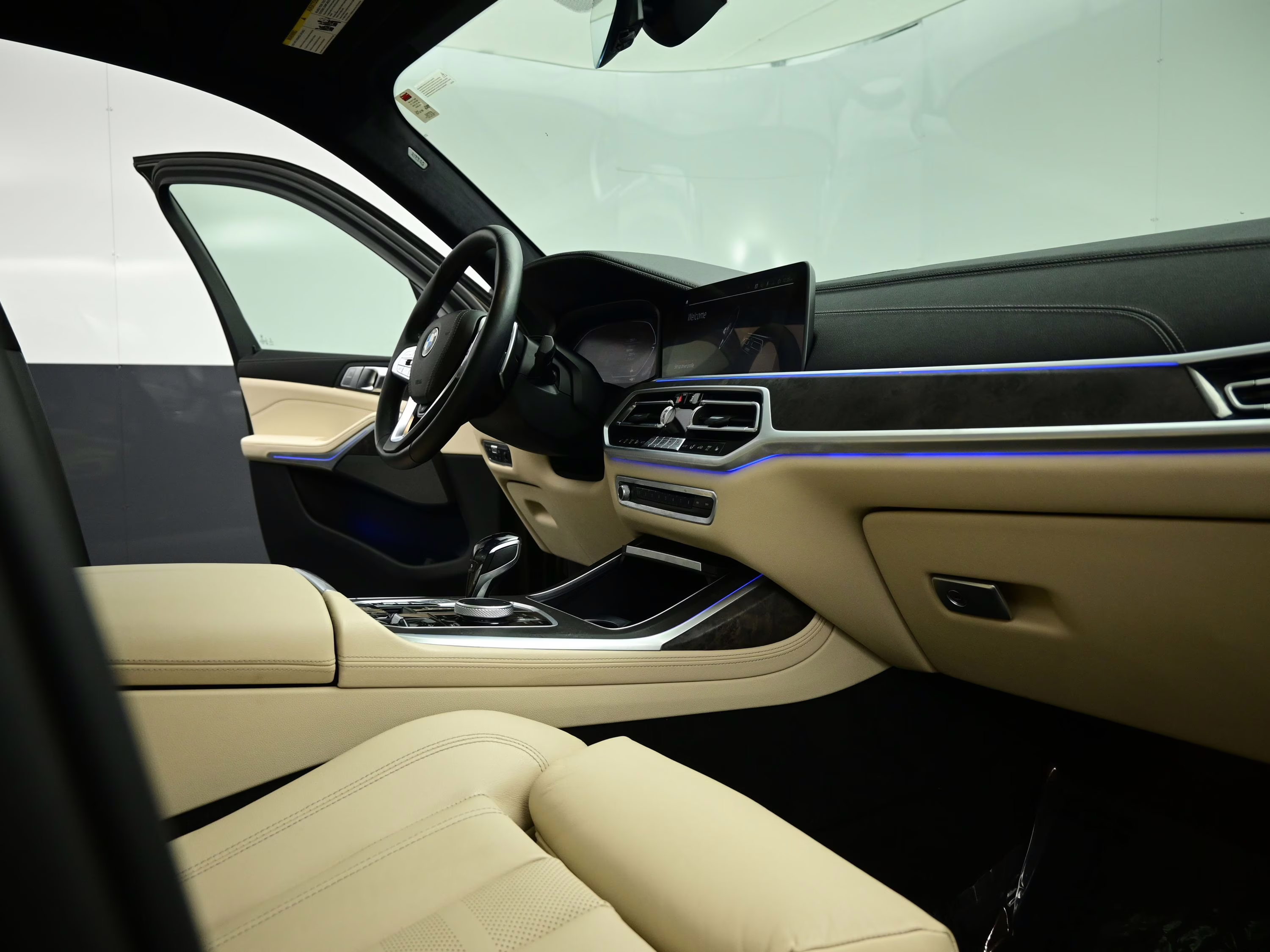 2021 Manhattan Green Metallic BMW X7 xDrive40i AWD SUV