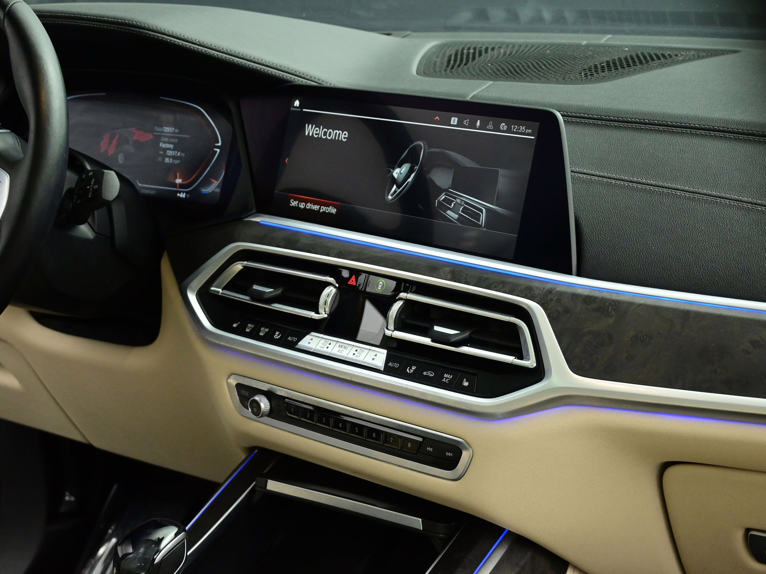 2021 Manhattan Green Metallic BMW X7 xDrive40i AWD SUV