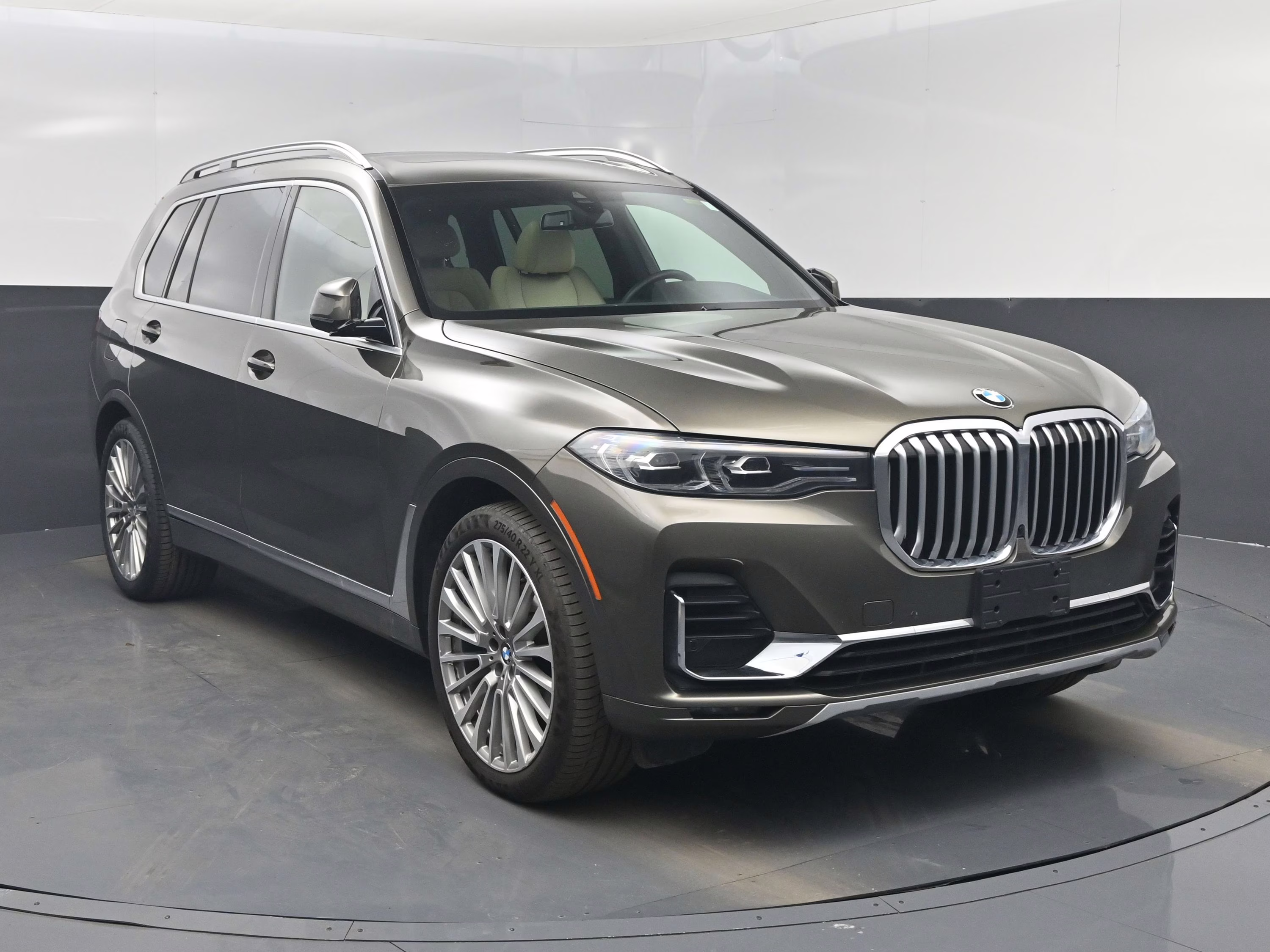 2021 Manhattan Green Metallic BMW X7 xDrive40i AWD SUV