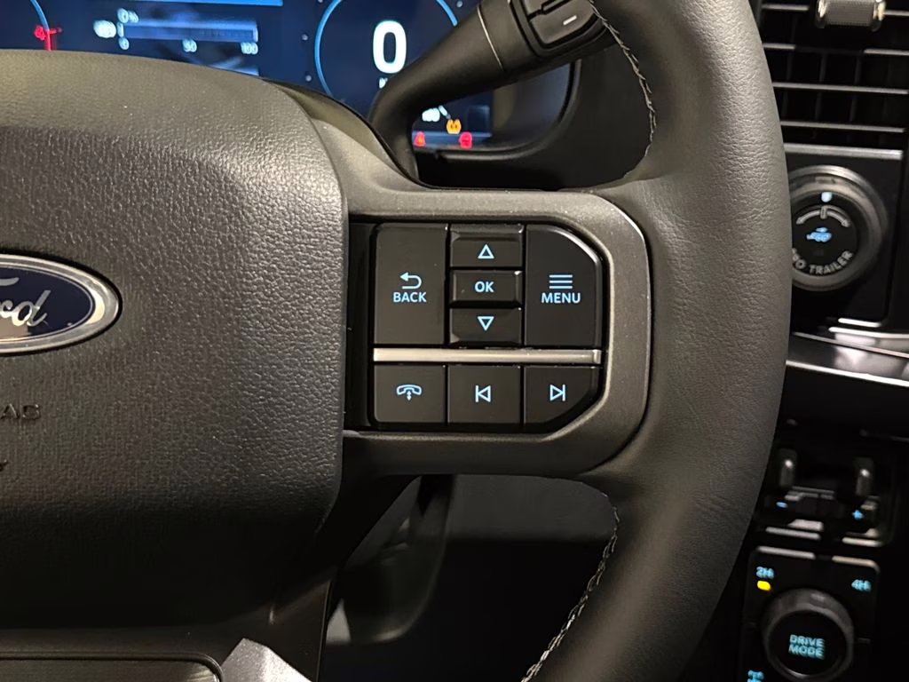 2026 Avalanche Ford Super Duty F-250 SRW Lariat 4X4 Truck