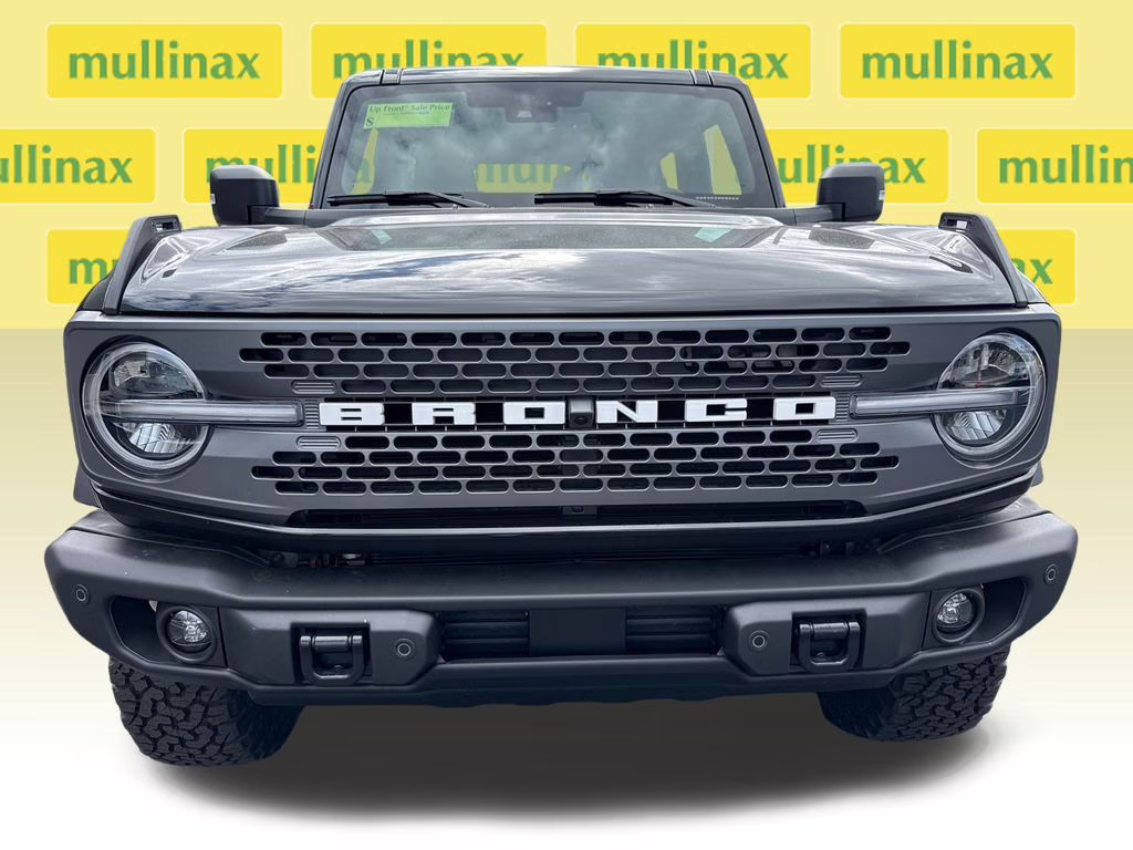 2025 Shadow Black Ford Bronco Badlands 4X4 SUV