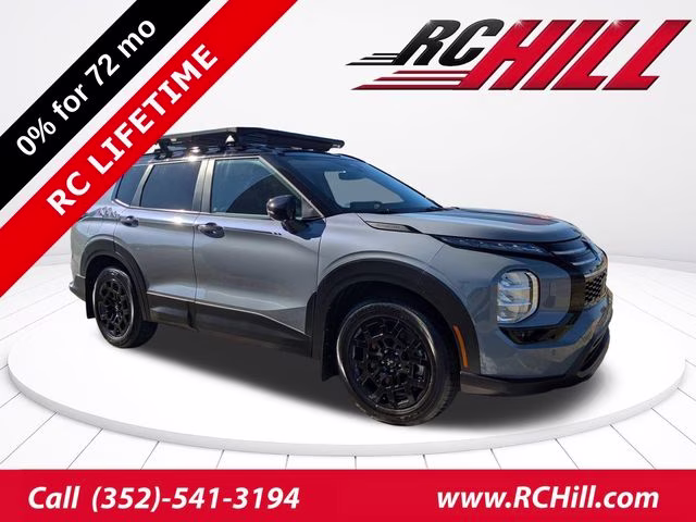 2026 Moonstone Gray/Black Roof Mitsubishi Outlander Trail Edition AWD SUV