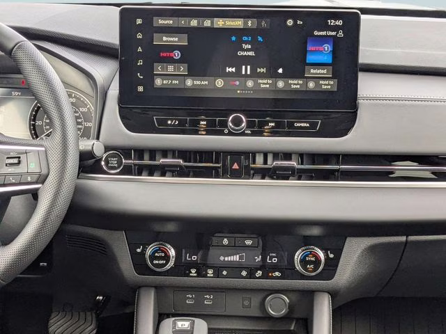 2026 Moonstone Gray/Black Roof Mitsubishi Outlander Trail Edition AWD SUV