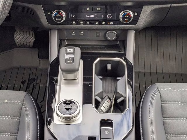 2026 Moonstone Gray/Black Roof Mitsubishi Outlander Trail Edition AWD SUV