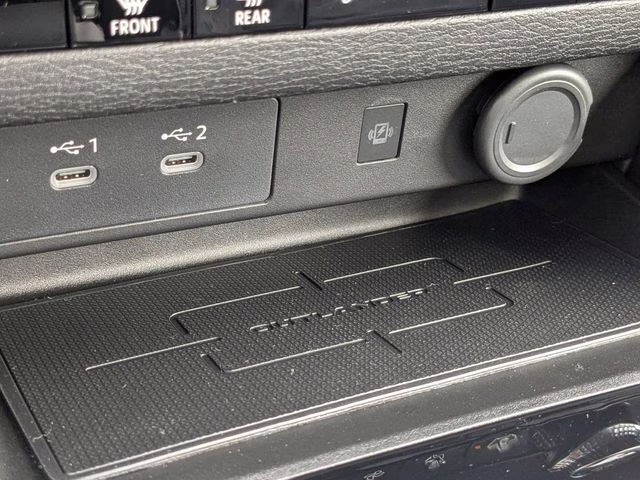 2026 Moonstone Gray/Black Roof Mitsubishi Outlander Trail Edition AWD SUV