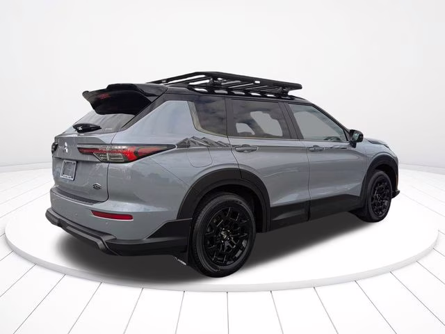 2026 Moonstone Gray/Black Roof Mitsubishi Outlander Trail Edition AWD SUV