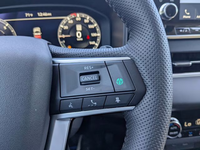 2025 Alloy Silver Metallic Mitsubishi Outlander PHEV SEL AWD SUV