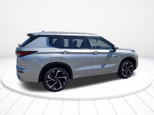 2025 Alloy Silver Metallic Mitsubishi Outlander PHEV SEL AWD SUV
