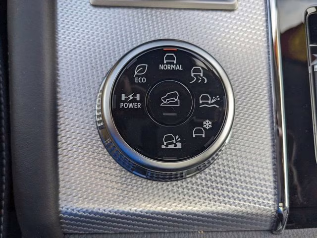 2025 Graphite Gray Mitsubishi Outlander PHEV SEL AWD SUV