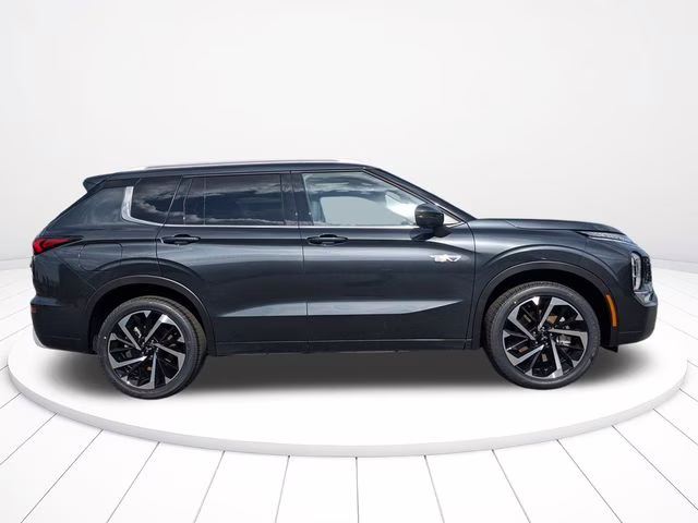 2025 Graphite Gray Mitsubishi Outlander PHEV SEL AWD SUV