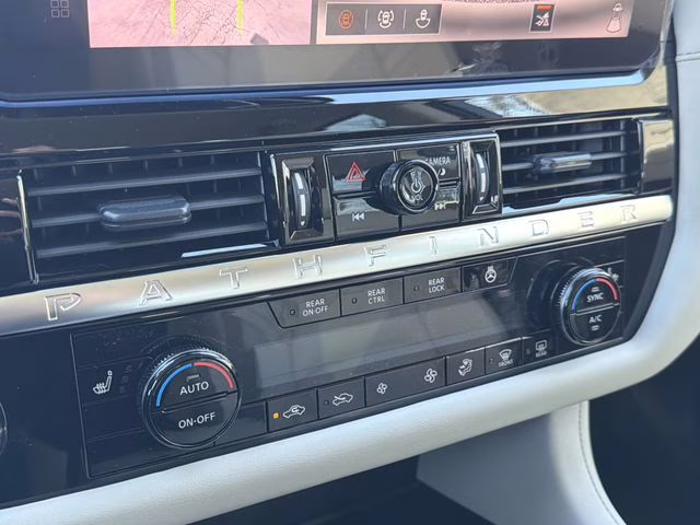 2026 Gun Metallic Nissan Pathfinder SL FWD SUV