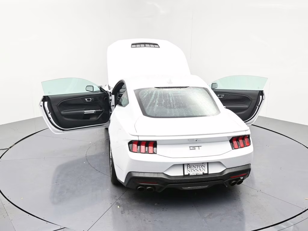 2025 Oxford White Ford Mustang GT Premium RWD Coupe