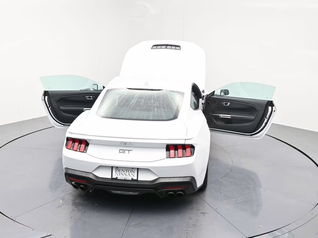 2025 Oxford White Ford Mustang GT Premium RWD Coupe