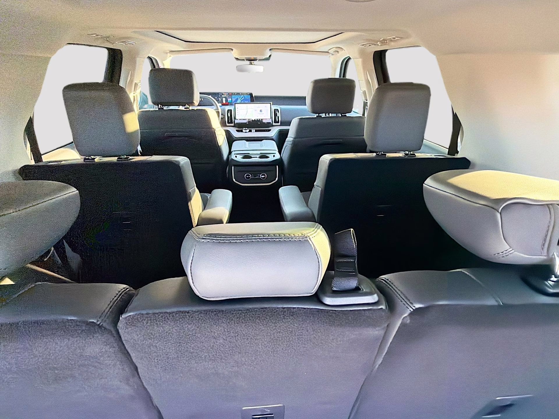 2026 Agate Black Metallic Ford Expedition Max Active RWD SUV