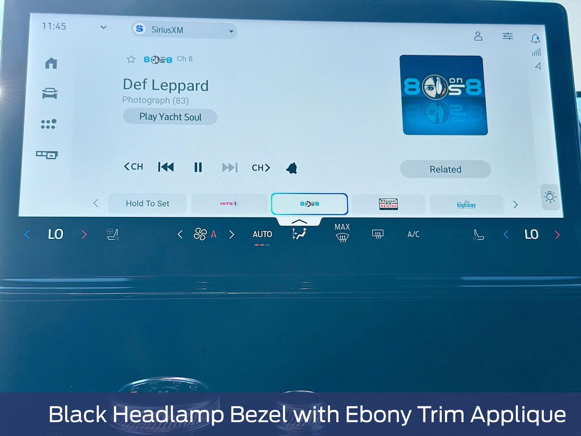 2026 Star White Metallic Tri-Coat Ford Expedition Platinum 4X4 SUV