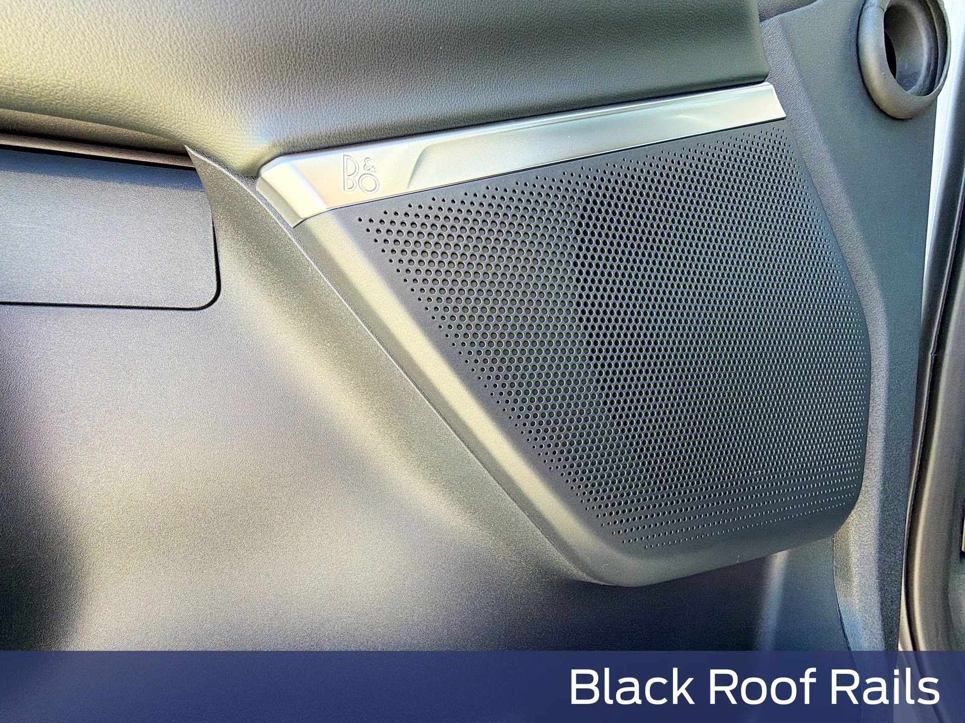 2026 Star White Metallic Tri-Coat Ford Expedition Platinum 4X4 SUV