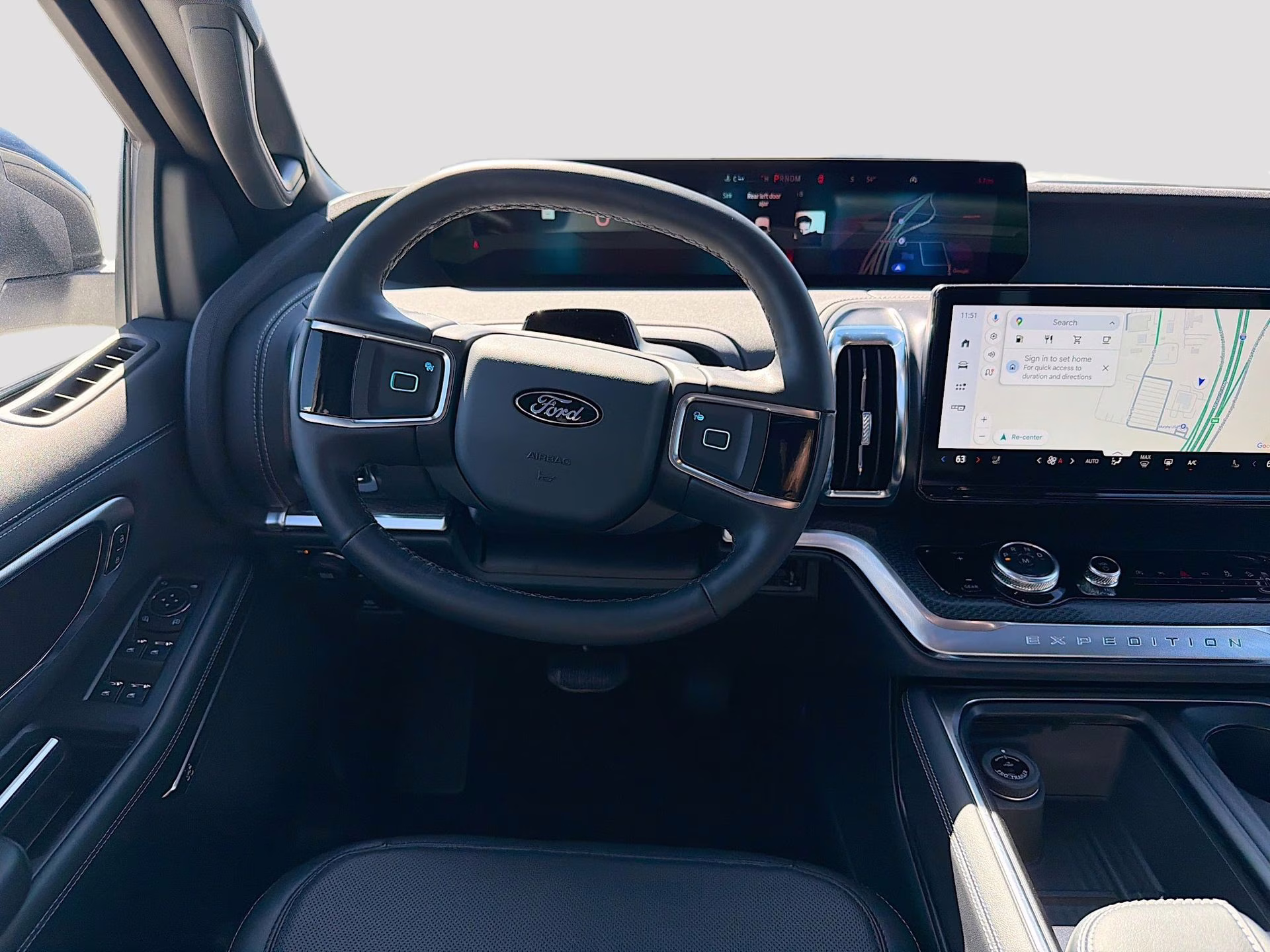 2026 Star White Metallic Tri-Coat Ford Expedition Platinum 4X4 SUV