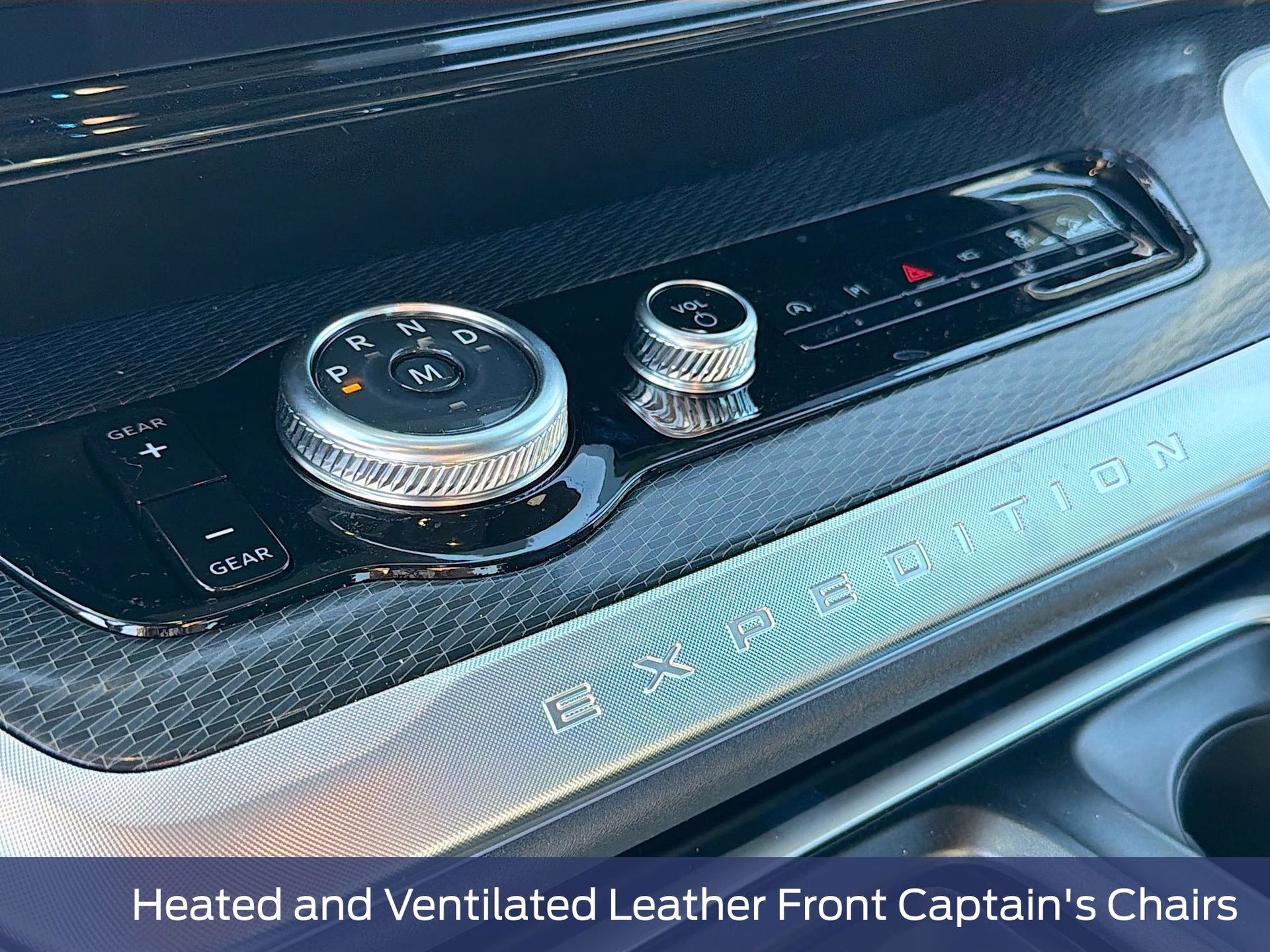 2026 Agate Black Metallic Ford Expedition Platinum 4X4 SUV