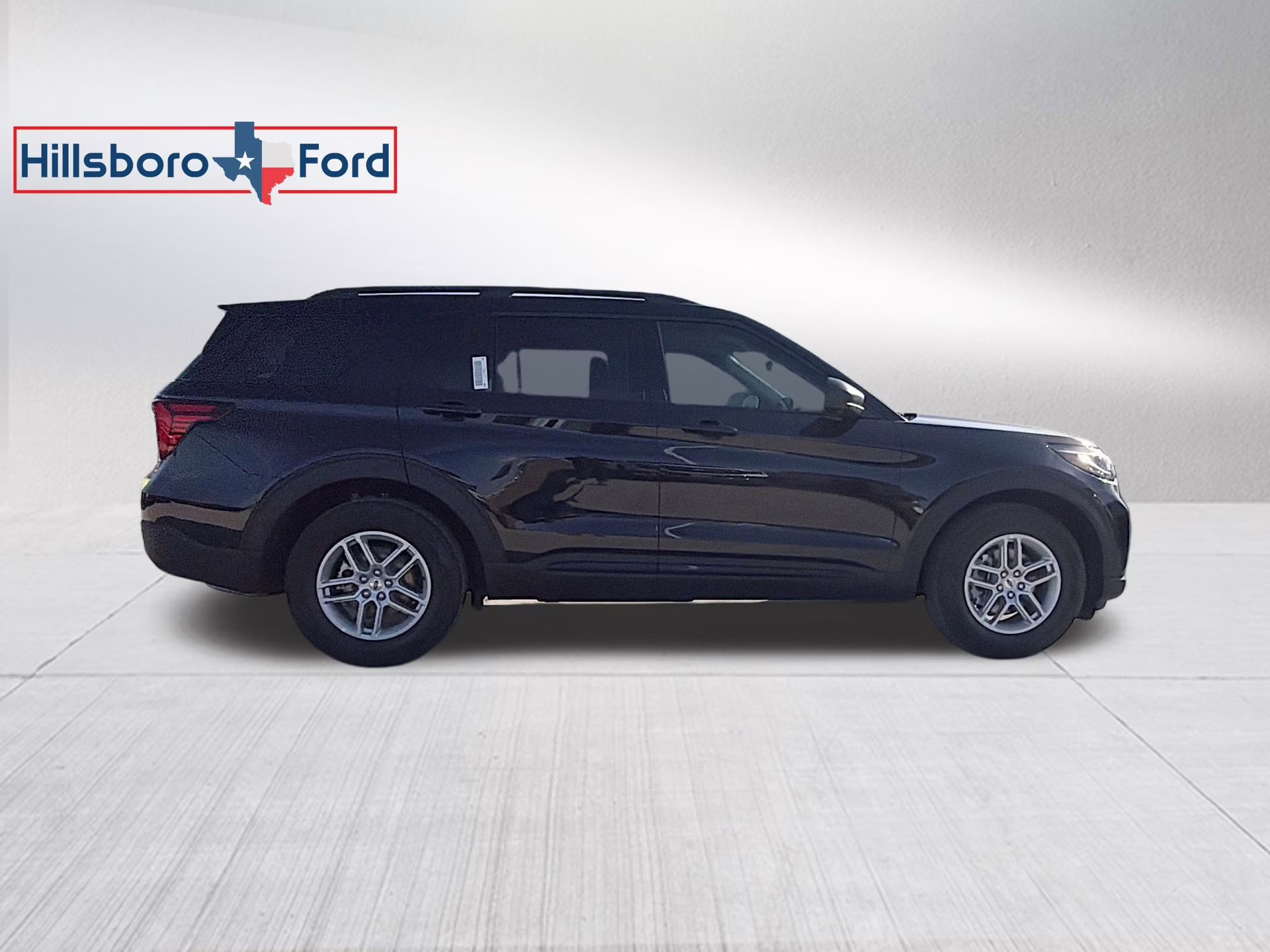2026 Agate Black Metallic Ford Explorer Active RWD SUV