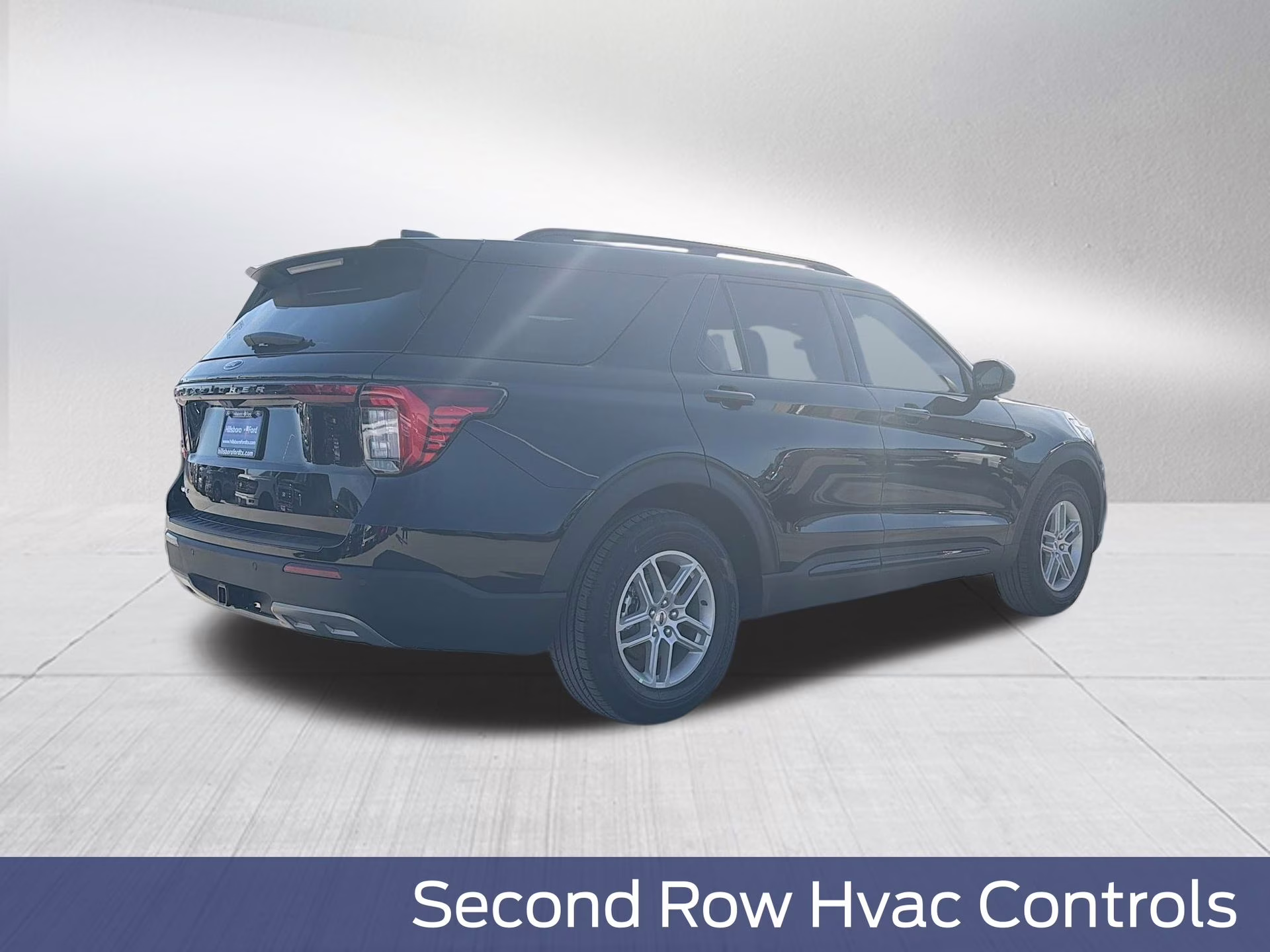 2026 Agate Black Metallic Ford Explorer Active RWD SUV