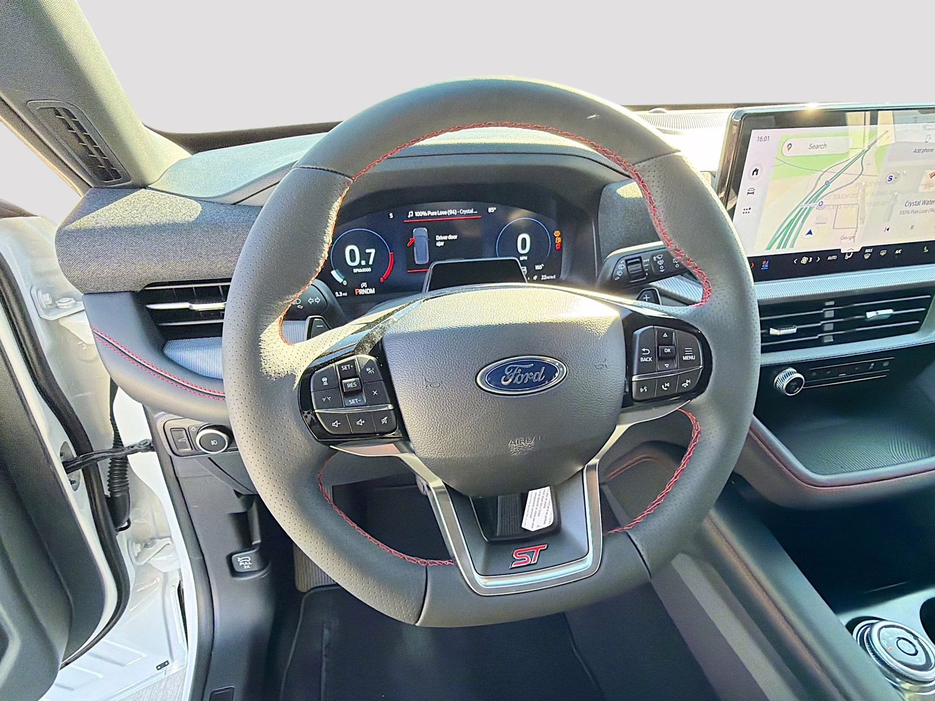 2026 Star White Metallic Tri-Coat Ford Explorer ST 4X4 SUV