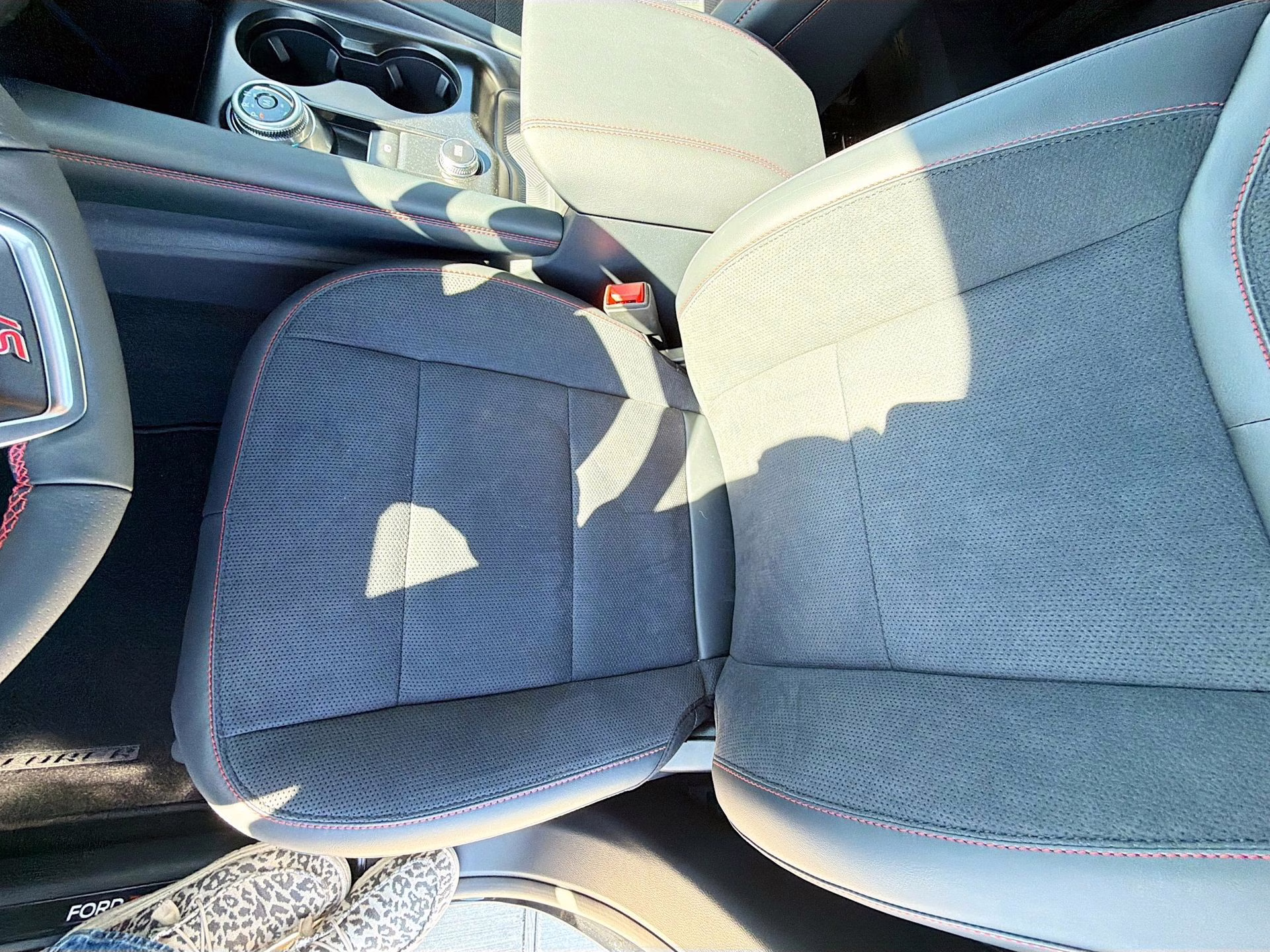 2026 Agate Black Metallic Ford Explorer ST 4X4 SUV