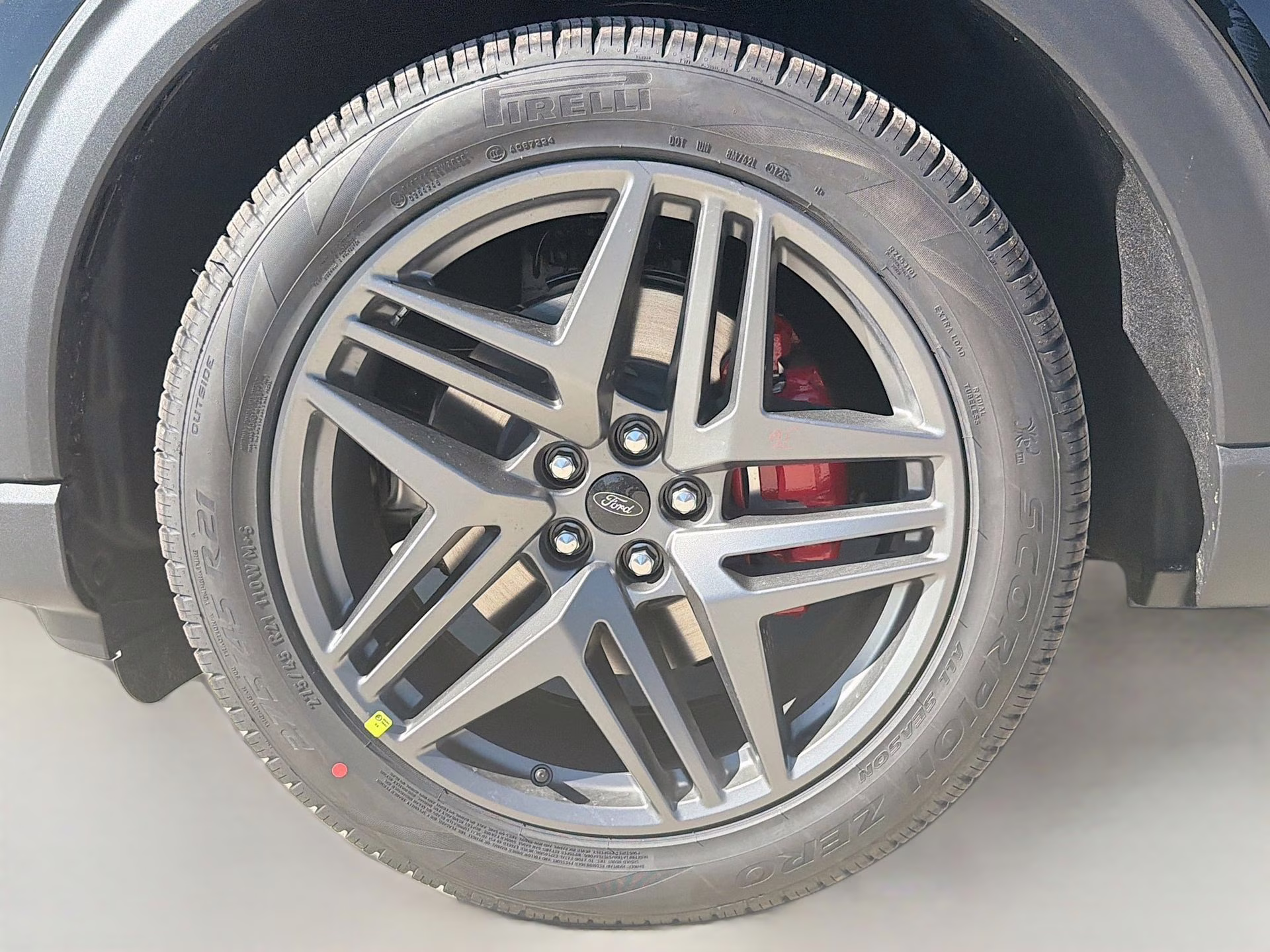 2026 Agate Black Metallic Ford Explorer ST 4X4 SUV