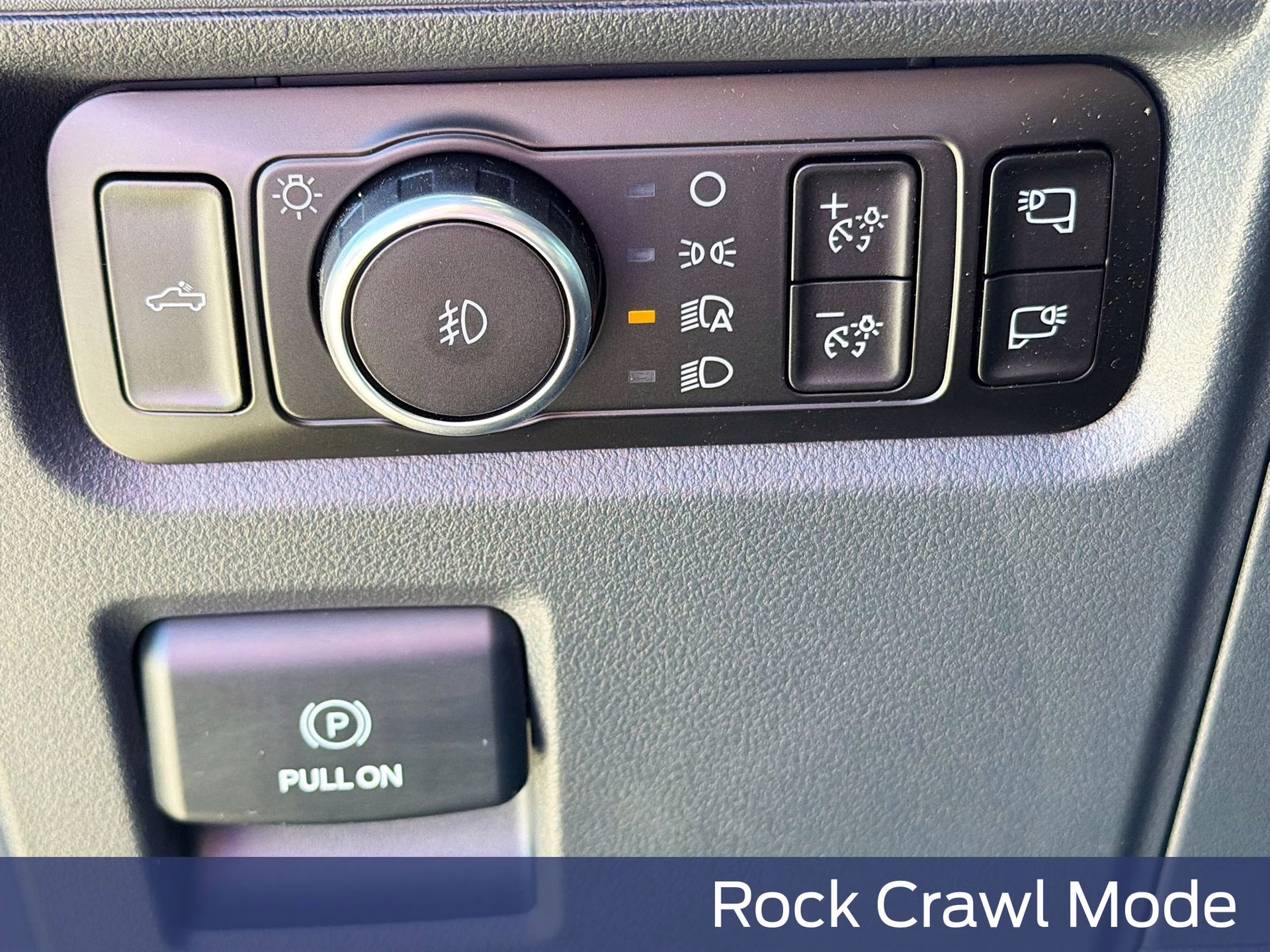 2025 Black Metallic Ford F-150 XLT 4X4 Truck