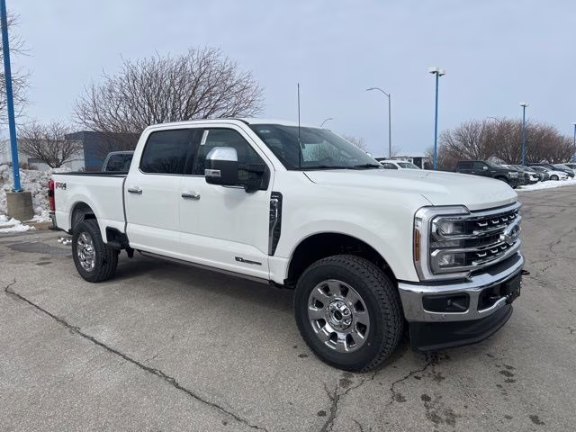 2026 Star White Metallic Tri-Coat Ford Super Duty F-250 SRW Lariat 4X4 Truck