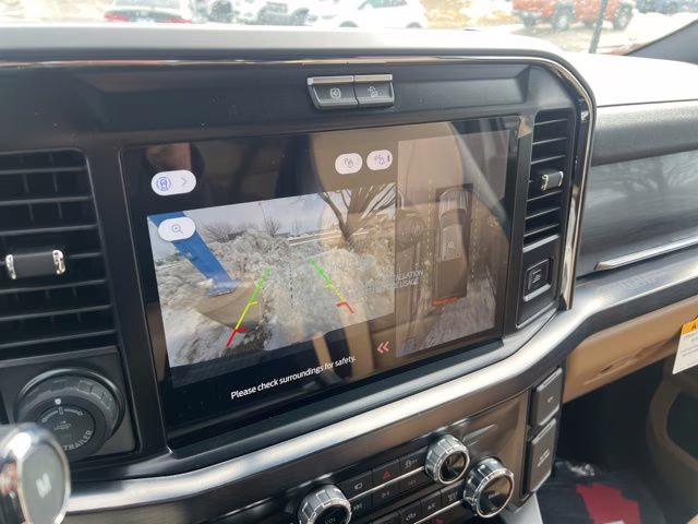 2026 Star White Metallic Tri-Coat Ford Super Duty F-250 SRW Lariat 4X4 Truck