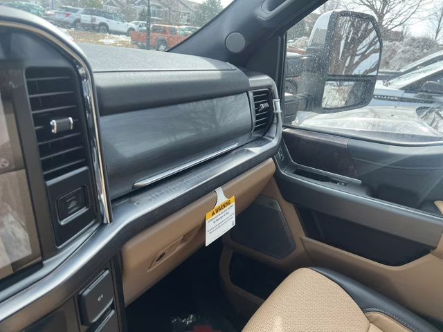 2026 Star White Metallic Tri-Coat Ford Super Duty F-250 SRW Lariat 4X4 Truck