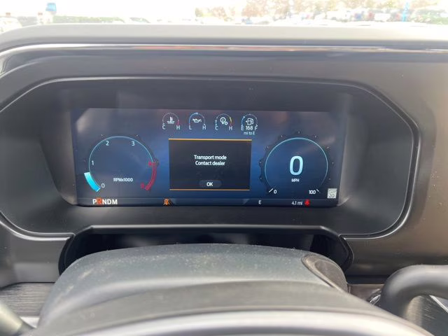 2026 Star White Metallic Tri-Coat Ford Super Duty F-250 SRW Lariat 4X4 Truck