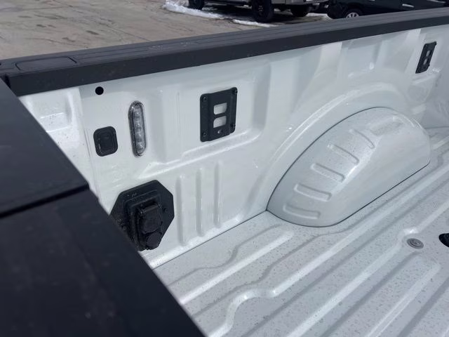 2026 Star White Metallic Tri-Coat Ford Super Duty F-250 SRW Lariat 4X4 Truck